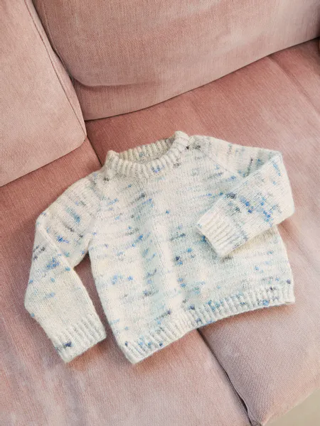 Hovedbilde 2401-5A Debutant Sweater Junior 2-12 år (Ovenfra) Sandnes*