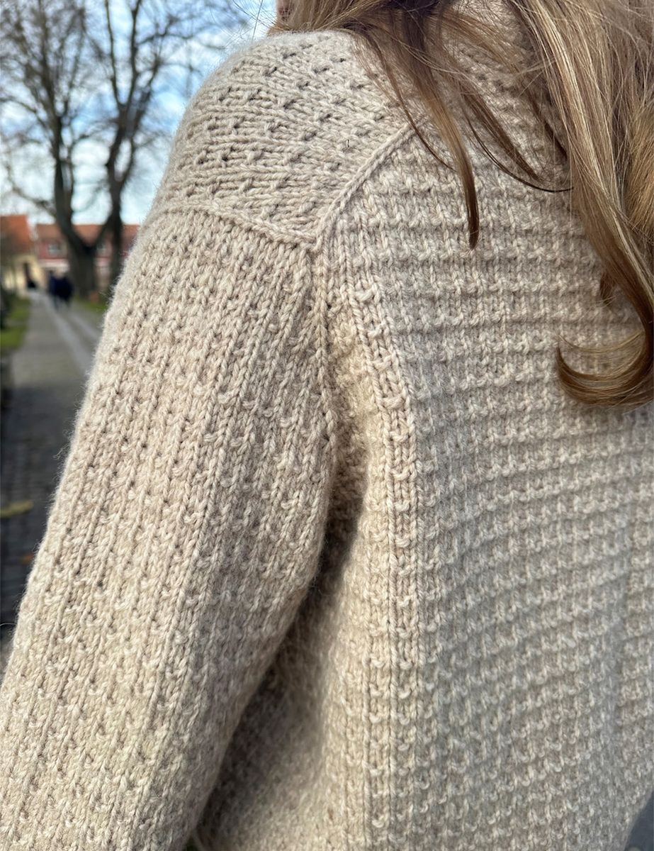 Caia Cardigan til dame fra Le Knit