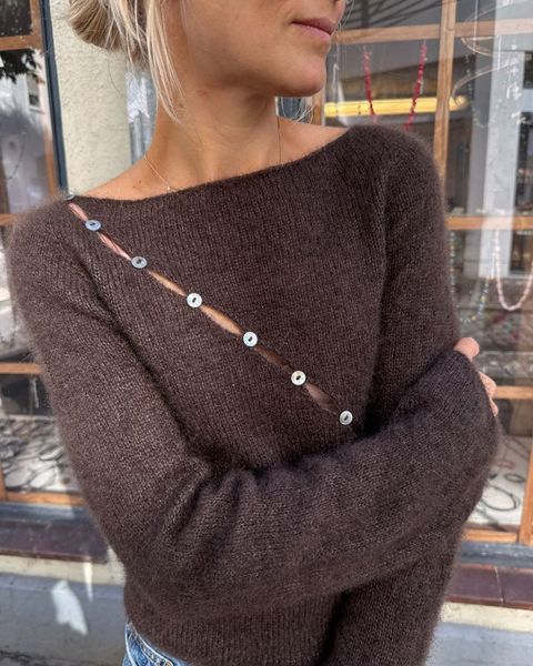 Hovedbilde Valerie Blouse  oppskrift fra PetiteKnit