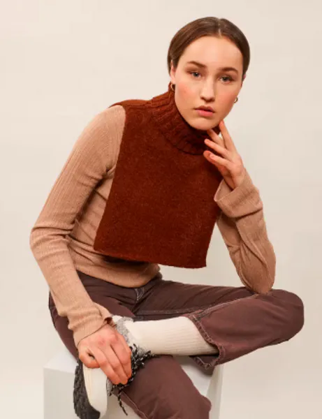 Hovedbilde Gratis oppskrift på Viola hals i Puno Petite