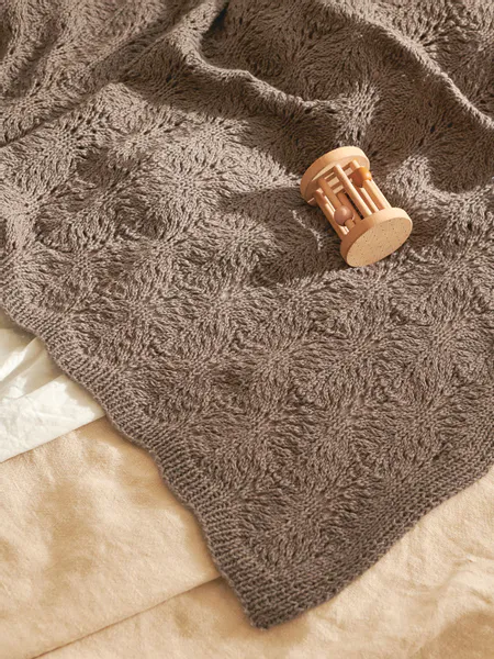 Hovedbilde 2406-3 Colette teppe fra Sandnes garn oppskrift