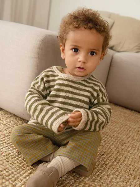 Hovedbilde 2413-6 Pascal Sweater baby fra Sandnes garn