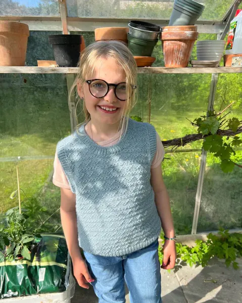 Hovedbilde Sille Slipover Junior PetiteKnit mønster