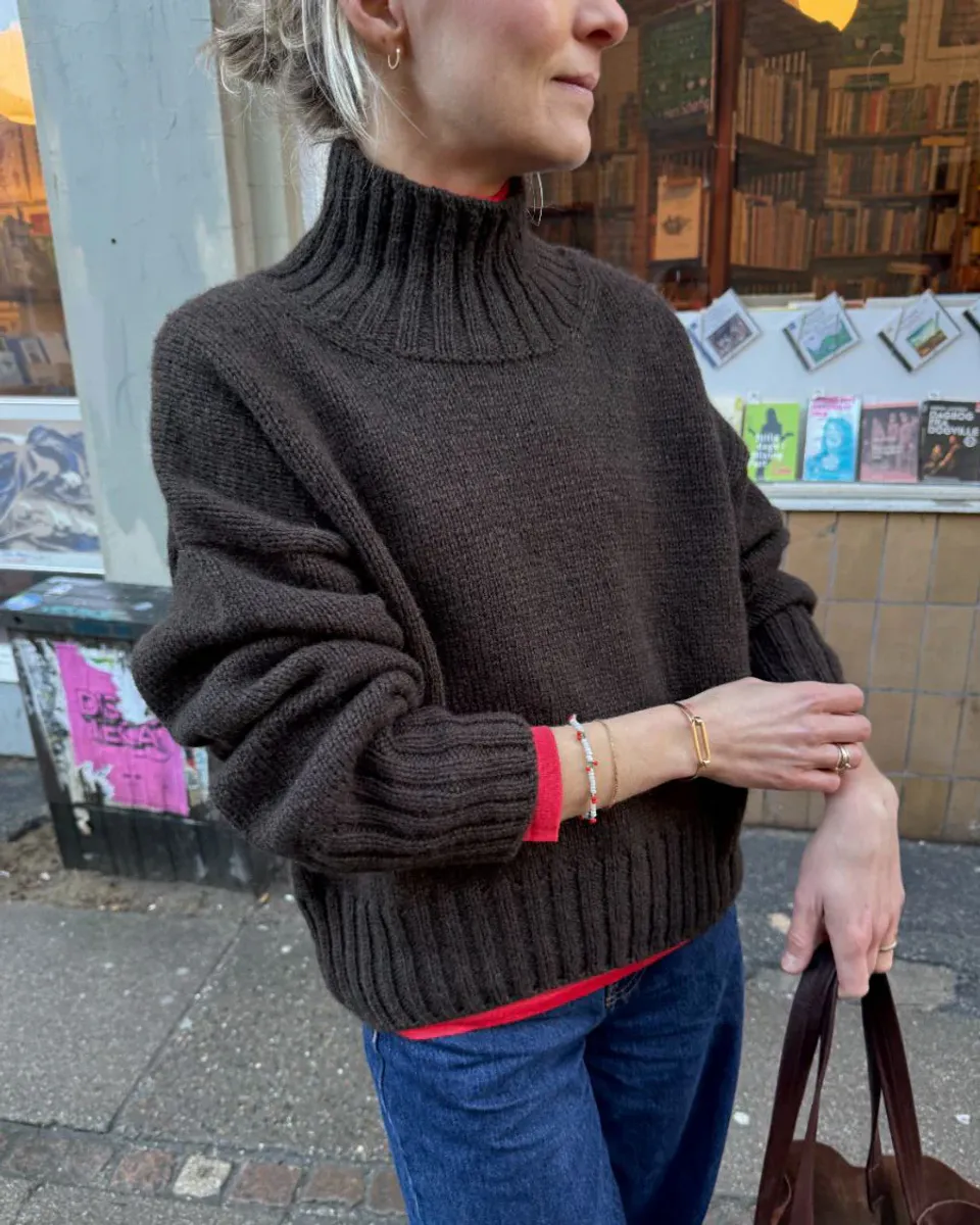 Hannah Sweater O-neck til dame fra PetiteKnit oppskrift