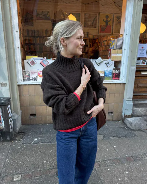 Hovedbilde Hannah Sweater O-neck til dame fra PetiteKnit oppskrift