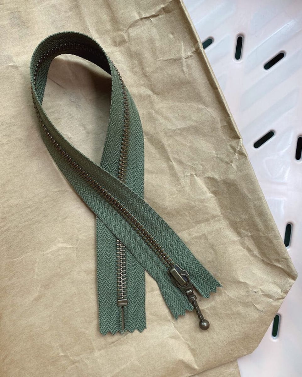 Glidelås 35 cm Jegergrønn PetiteKnit