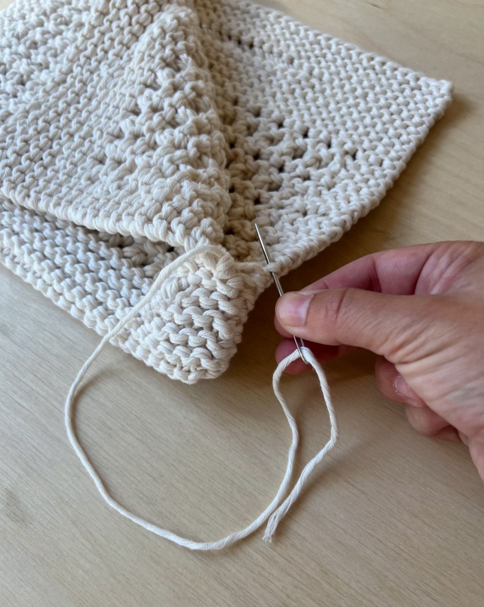 Gratis - 513 Heia miniveske Tjukk bomull Rauma garn